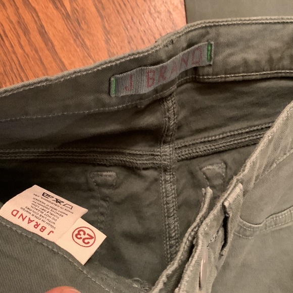 J brand jeans - Picture 2 of 2